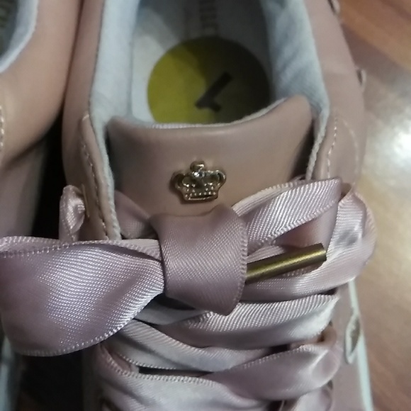 JUICY COUTURE GIRLS SNEAKERS SIZE 1 - Picture 6 of 6